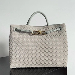 보테가 베네타 미디엄 안디아모 스웨이드